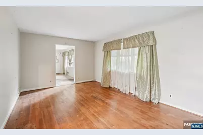 783 Sunset Terrace, Franklin Lakes, NJ 07417 - Photo 8