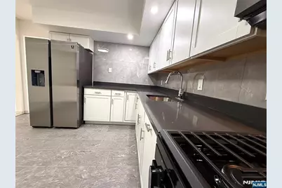 311 Marvin Avenue 2 #2, Hackensack, NJ 07601 - Photo 8