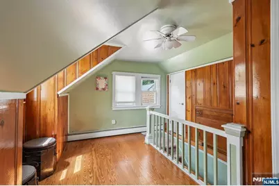 1050 Evergreen Court, New Milford, NJ 07646 - Photo 16
