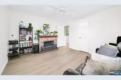 82 Union Street, East Rutherford, NJ 07073 - Photo 10