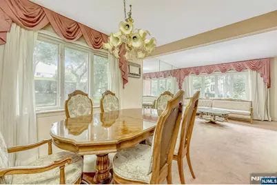 105 Arnot Place, Paramus, NJ 07652 - Photo 6