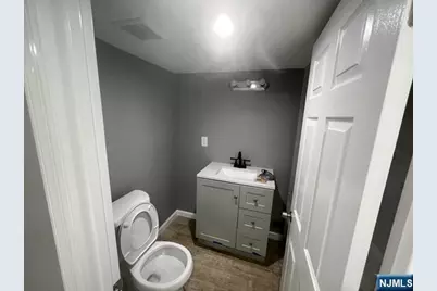 33-35 Obal Avenue, Elmwood Park, NJ 07407 - Photo 14