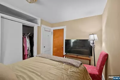 121 Schofield, Newark, NJ 07106 - Photo 16
