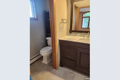 150 Thomas Drive, Paramus, NJ 07652 - Photo 18