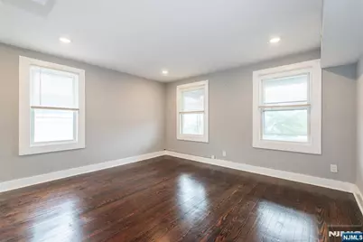 22 Comfort Place, Clifton, NJ 07011 - Photo 16