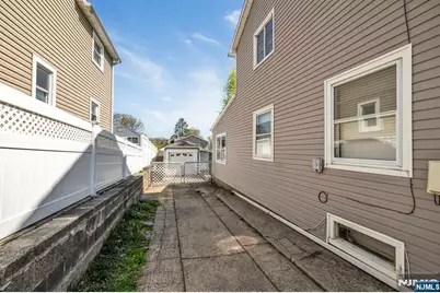 255 Windsor Road, Wood Ridge, NJ 07075 - Photo 34