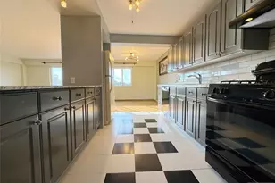 2185 Lemoine 8M, Fort Lee, NJ 07024 - Photo 22