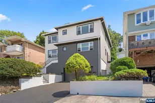 432 Oak St, Ridgefield, NJ 07657 - Photo 1