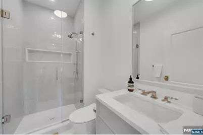 82-84 Watchung Avenue, Montclair, NJ 07043 - Photo 24