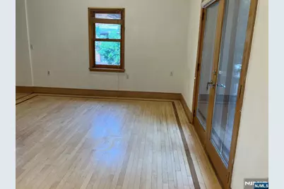 325 Bogert Avenue, Ridgewood, NJ 07450 - Photo 12