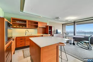 3 Horizon Road 1033, Fort Lee, NJ 07024 - Photo 6