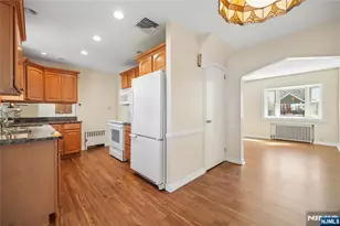 9-14 6th St, Fair Lawn, NJ 07410 - Photo 6