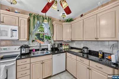 30 Elm Street, Ridgefield Park, NJ 07660 - Photo 10