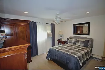 226 Irving Place, Lyndhurst Township, NJ 07071 - Photo 6