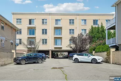 411-419 Chestnut 3 B #3 B, Newark, NJ 07105 - Photo 38