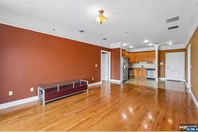 411-419 Chestnut 3 B #3 B, Newark, NJ 07105 - Photo 8