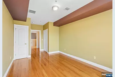 411-419 Chestnut 3 B #3 B, Newark, NJ 07105 - Photo 32