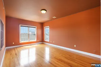 411-419 Chestnut 3 B #3 B, Newark, NJ 07105 - Photo 14