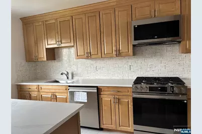 490 North Avenue 2nd Fl. #2nd fl., Fort Lee, NJ 07024 - Photo 6