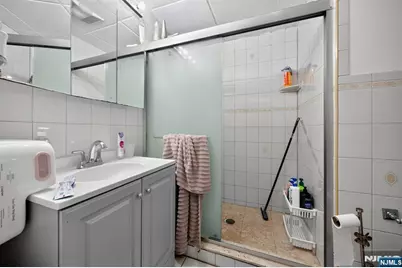 128 Ackerman Avenue, Clifton, NJ 07011 - Photo 8