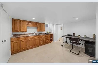 11 Hanover Place, Glen Rock, NJ 07452 - Photo 28