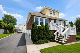 40 Worth St, South Hackensack Township, NJ 07606 - Photo 2