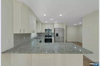 58 Vermont Avenue, Newark, NJ 07106 - Photo 18