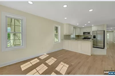 58 Vermont Avenue, Newark, NJ 07106 - Photo 2