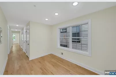 58 Vermont Avenue, Newark, NJ 07106 - Photo 6