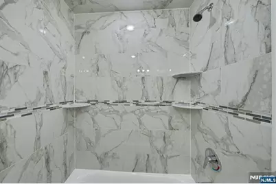 58 Vermont Avenue, Newark, NJ 07106 - Photo 10