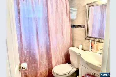 175 Euclid Avenue 2nd Flooor #2nd Flooor, Ridgefield Park, NJ 07660 - Photo 6