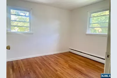 175 Euclid Avenue 2nd Flooor #2nd Flooor, Ridgefield Park, NJ 07660 - Photo 4