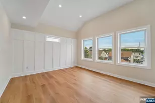 324 Thomas Ave, Lyndhurst Township, NJ 07071 - Photo 24