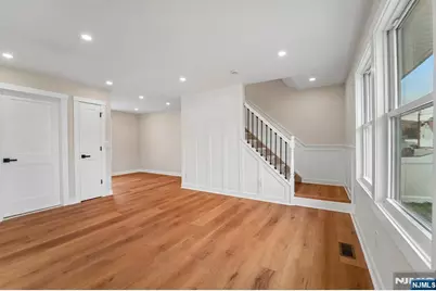 324 Thomas Avenue, Lyndhurst Township, NJ 07071 - Photo 20