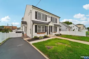 324 Thomas Ave, Lyndhurst Township, NJ 07071 - Photo 2