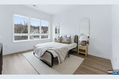 37 Orange Road 401 #401, Montclair, NJ 07042 - Photo 6