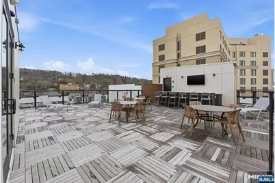 37 Orange Road 401 #401, Montclair, NJ 07042 - Photo 16