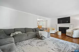 9 Coleridge Rd, Millburn, NJ 07078 - Photo 12