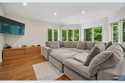 9 Coleridge Road, Millburn, NJ 07078 - Photo 22