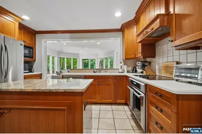 9 Coleridge Road, Millburn, NJ 07078 - Photo 20
