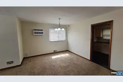 380 Coolidge Avenue, Fort Lee, NJ 07024 - Photo 8
