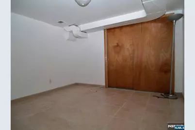 132 Queen Anne Road 1 #1, Bogota, NJ 07603 - Photo 8