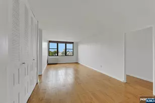 9019 Wall 6B, North Bergen, NJ 07047 - Photo 4