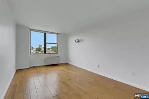 9019 Wall 6B, North Bergen, NJ 07047 - Photo 14