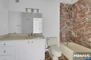 9019 Wall 6B, North Bergen, NJ 07047 - Photo 16