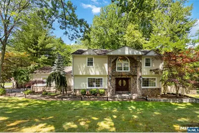 76 Millbrook Circle, Norwood, NJ 07648 - Photo 2