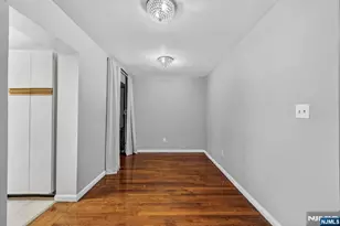 19 Lyons 204, Newark, NJ 07112 - Photo 8
