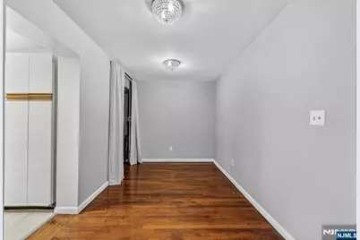 19 Lyons 204 #204, Newark, NJ 07112 - Photo 6