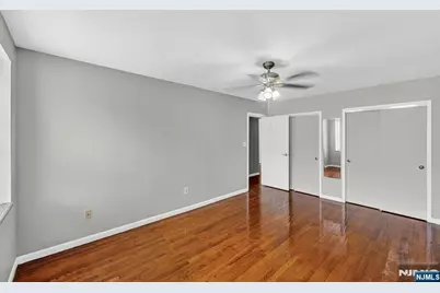 19 Lyons 204 #204, Newark, NJ 07112 - Photo 4