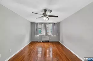 19 Lyons 204, Newark, NJ 07112 - Photo 10